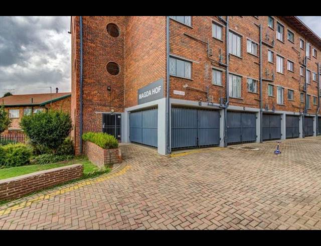 2 BEDROOM APARTMENT FOR SALE IN CROYDON